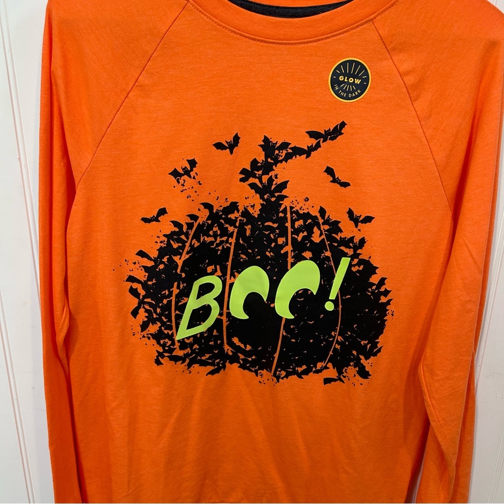 Halloween shirt new never worn new with tags orange and black Boo
